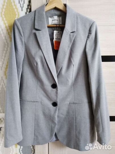 Пиджак новый Stradivarius