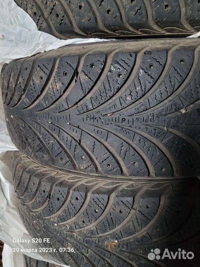 Sava Eskimo Stud 185/65 R15 88T