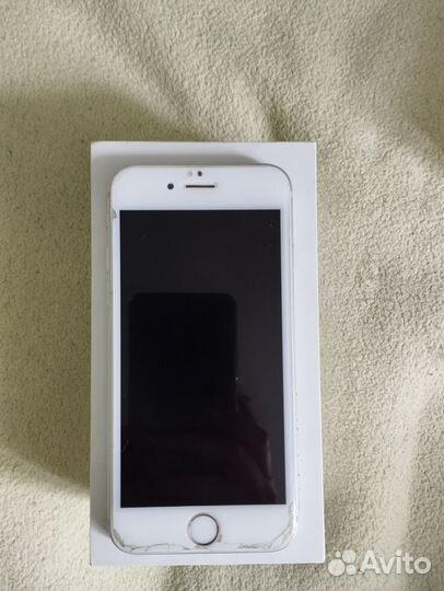 Телефон iPhone 6s