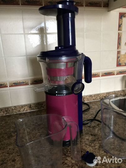 Соковыжималка шнековая