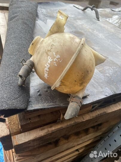 Расширительный бачок Daewoo Espero