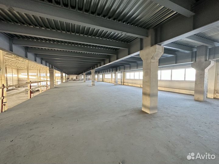 Прораб с бригадой Монолит