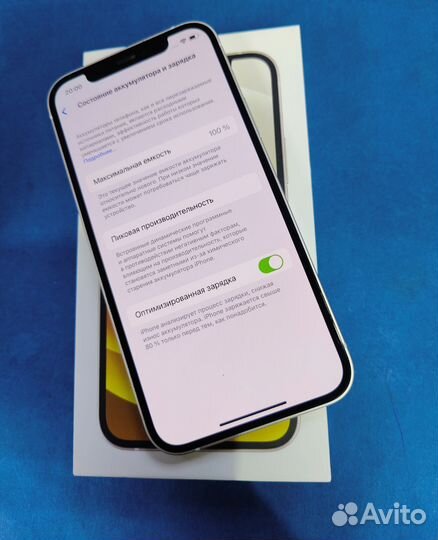 Смартфон Apple iPhone 12 128 гб белый