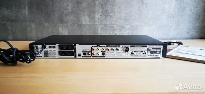 DVD плеер Samsung DVD-R150, без пультика