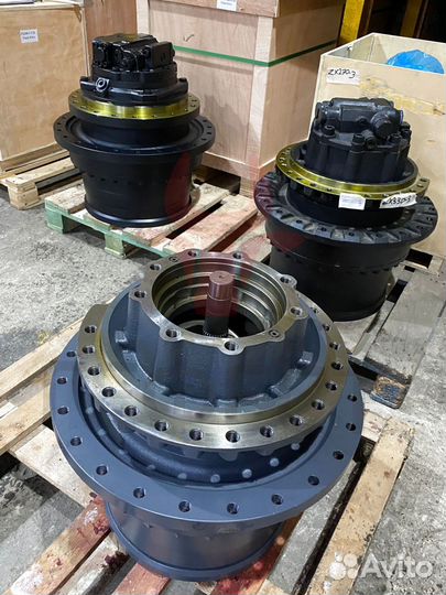 Редуктор хода Hitachi EX120
