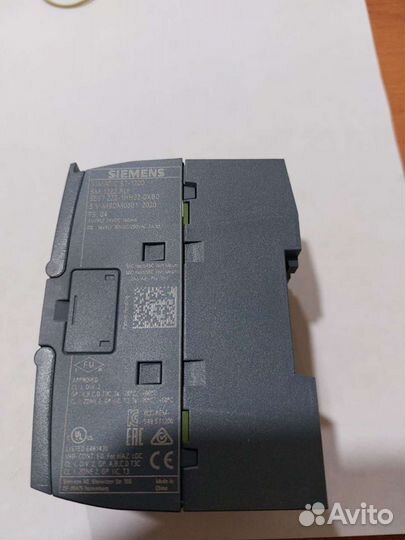 Программируемый контроллер Siemens simatic S7-1200
