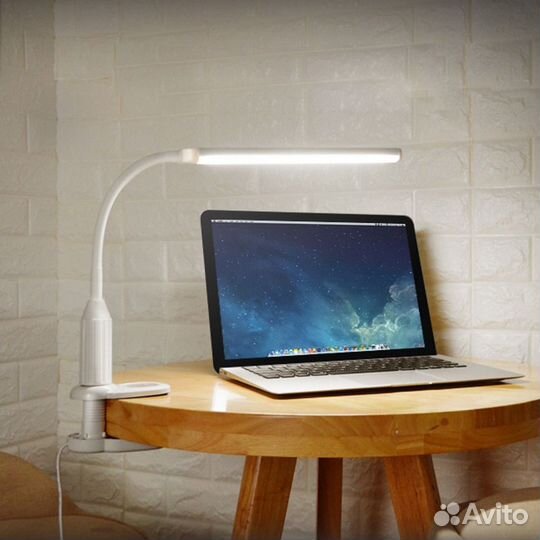 Настольная светодиодная лампа