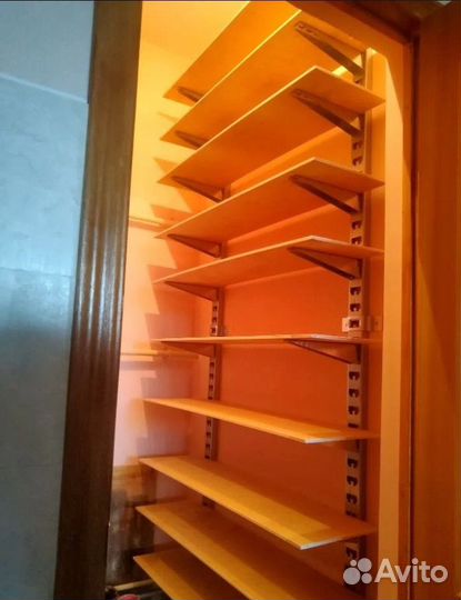 Стеллажи и полки металлические сборные в гараж