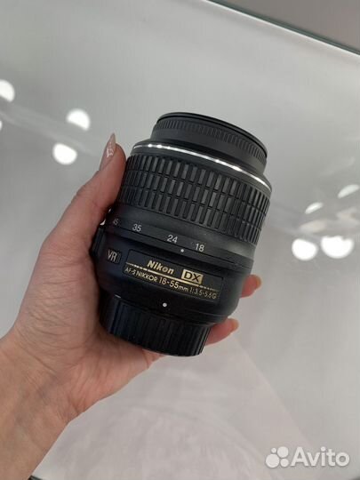 Nikon D5100. И два объектива: 35 mm 1,8 и 18-55mm