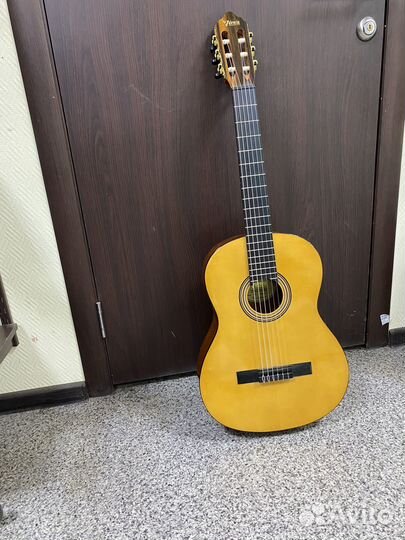 Акустическая гитара Valencia VC264
