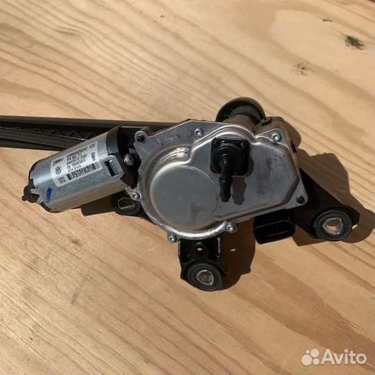 Моторчик заднего стеклоочистителя touareg nf