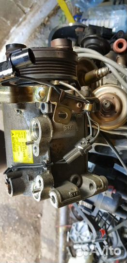 Mitsubishi Galant Lancer компрессор кондиционера