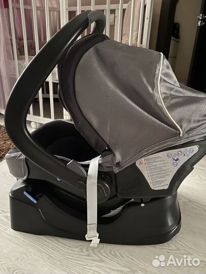 Автолюлька chicco с базой