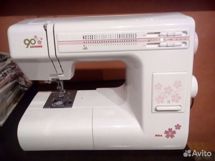 Швейная машина Janome 90А