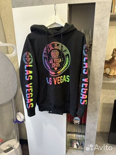 Худи (куплено в Las Vegas)