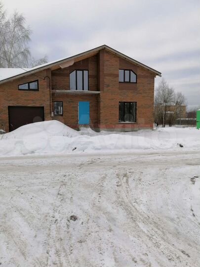 Дом 320 м² на участке 15 сот.