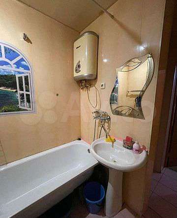 2-к. квартира, 44 м², 1/2 эт.