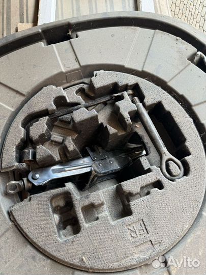 Master Pilot 215/55 R5.5 K