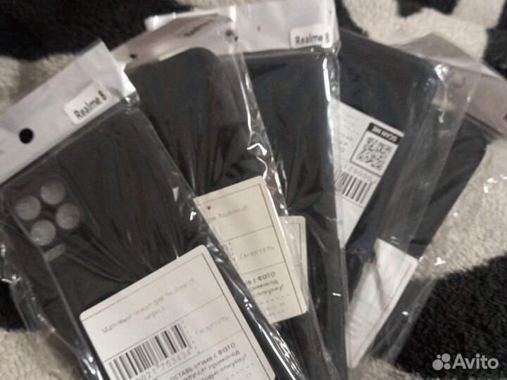 Чехлы на телефон realme 8