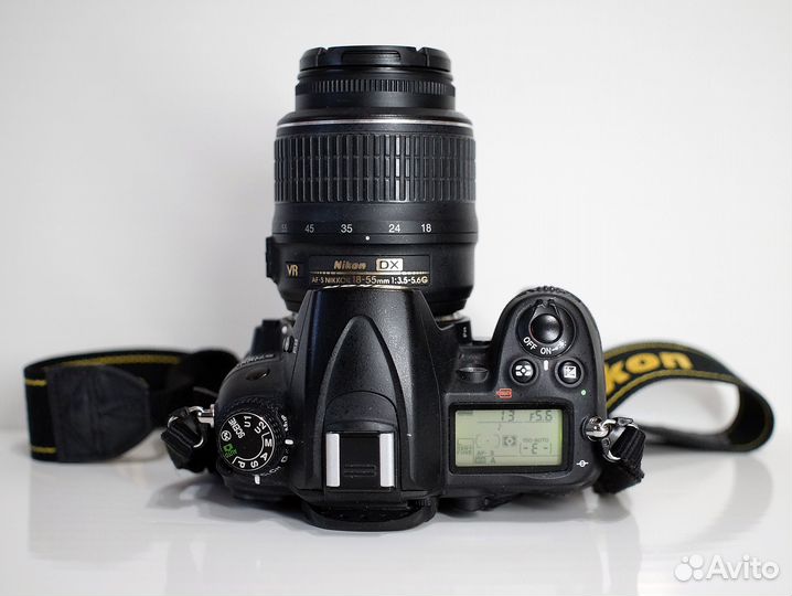 Nikon D7000 kit 18-55