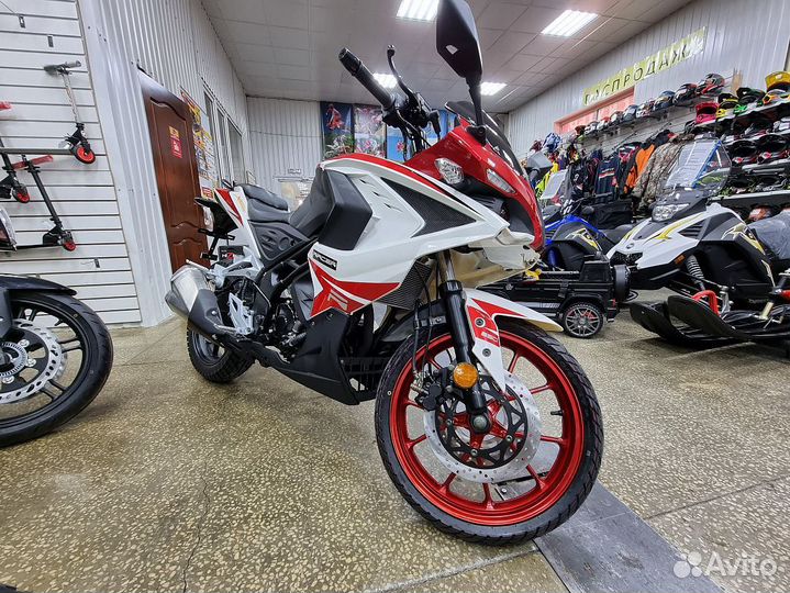 Мотоцикл RC300 storm PRO-sport (Bajaj pulsar)