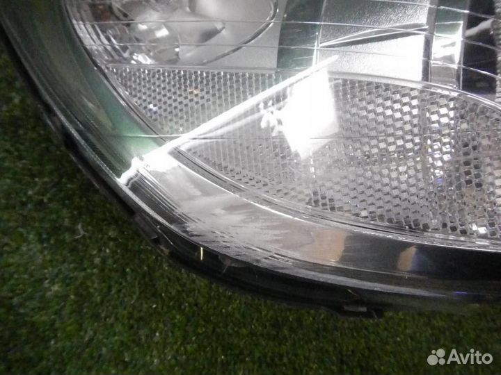 Фара правая Volvo S60