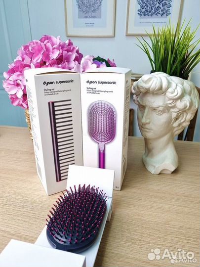 Расчёска Dyson Supersonic новая