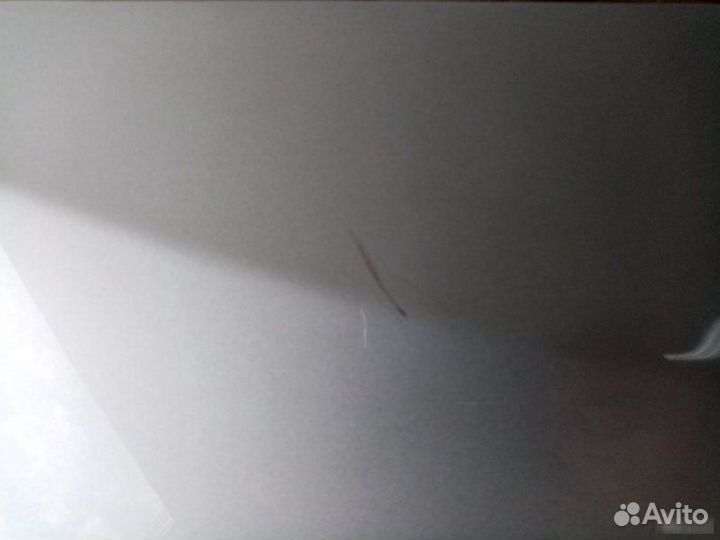 Спойлер на Nissan Leaf AZE0