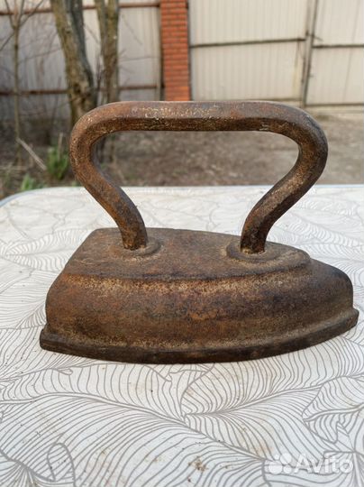 Старинные утюги