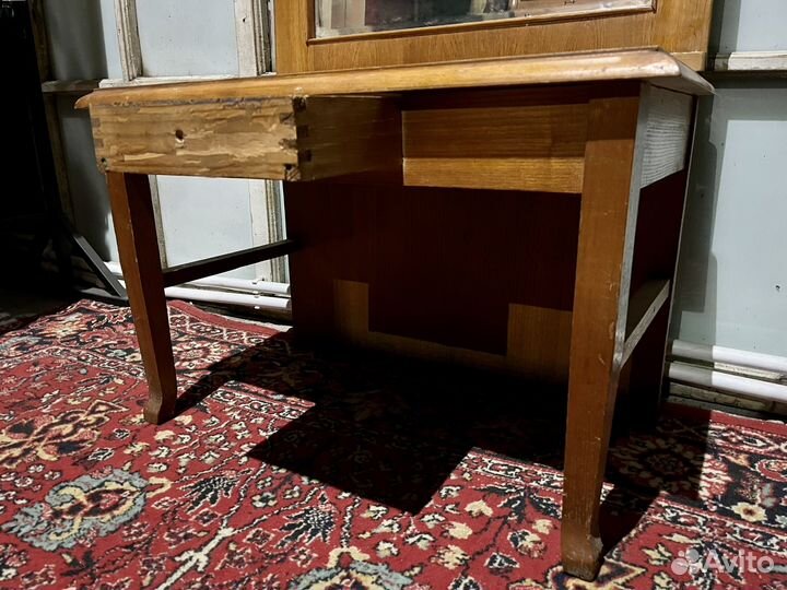 Зеркаро с приступком винтаж