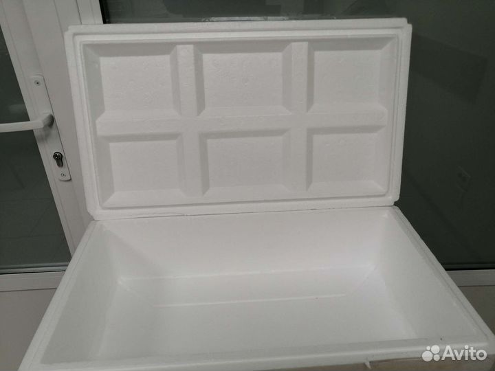 Термоконтейнер из пенопласта