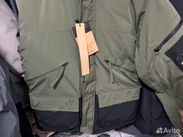 Зимние куртки Stone Island