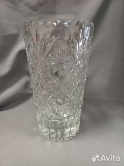 Хрустальная ваза для цветов 24 см