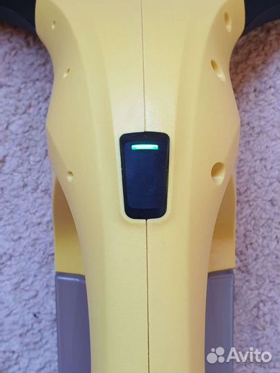 Аккумуляторный стеклоочиститель karcher
