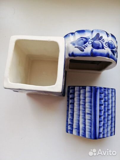 Часы, Гжель