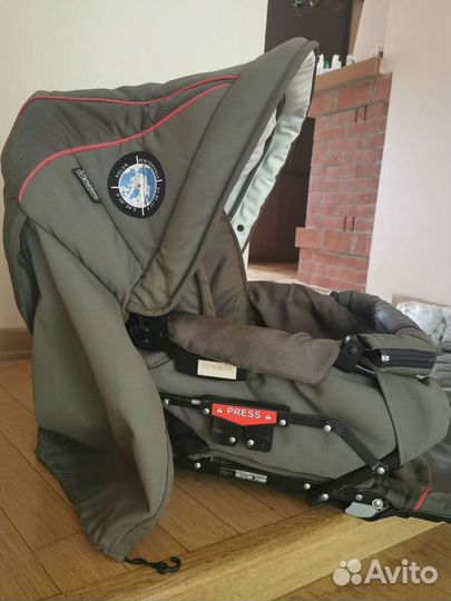 Коляска emmaljunga 2в1 люлька+прогулочный