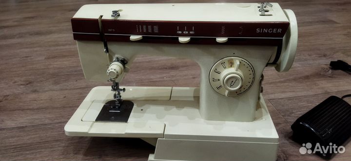 Швейная машина Singer