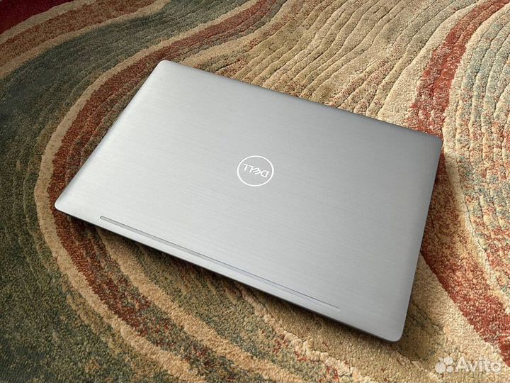 Ноутбук Dell Precision 5501 i7 9850H / 8GB /256GB