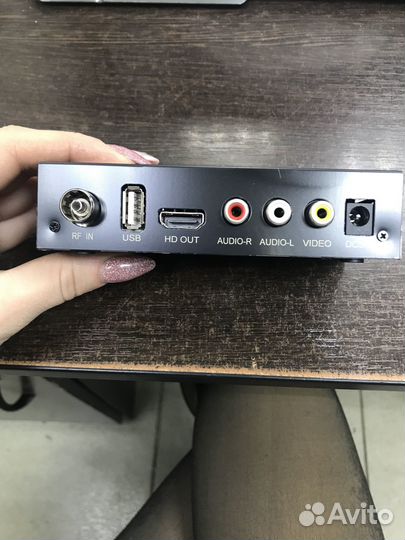 Тв приставка DVB-T2 Selenga T69M