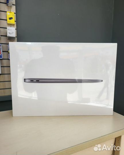 Ноутбук MacBook Air M1 8 256