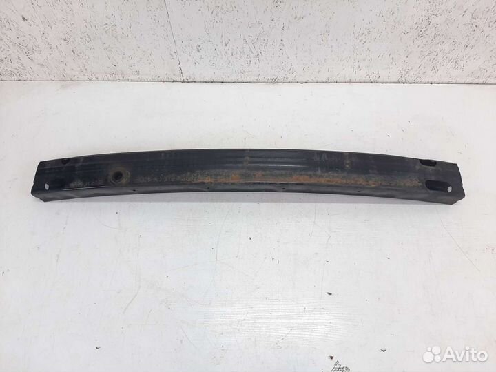 Усилитель переднего бампера Toyota Camry v55