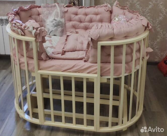 Детская овальная кроватка