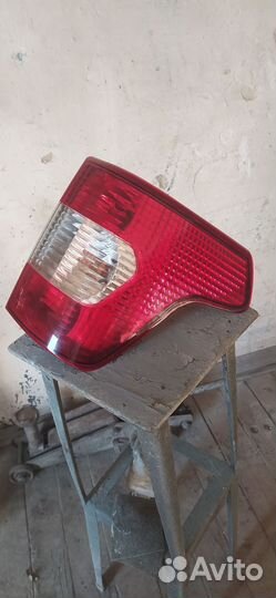 Задний правый фонарь УАЗ Патриот