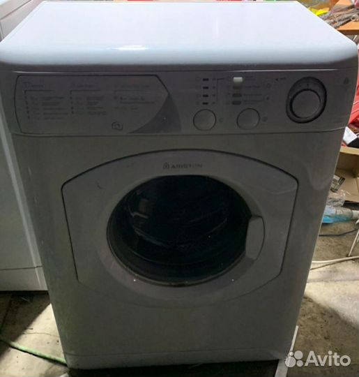 Стиральная машина Hotpoint ariston