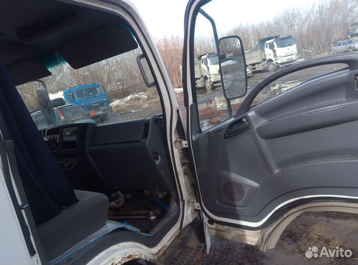 Isuzu NPR75L-L, 2014