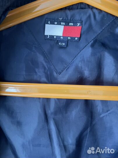Tommy hilfiger куртка для девочки