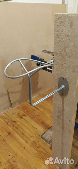 Подставка для шлема