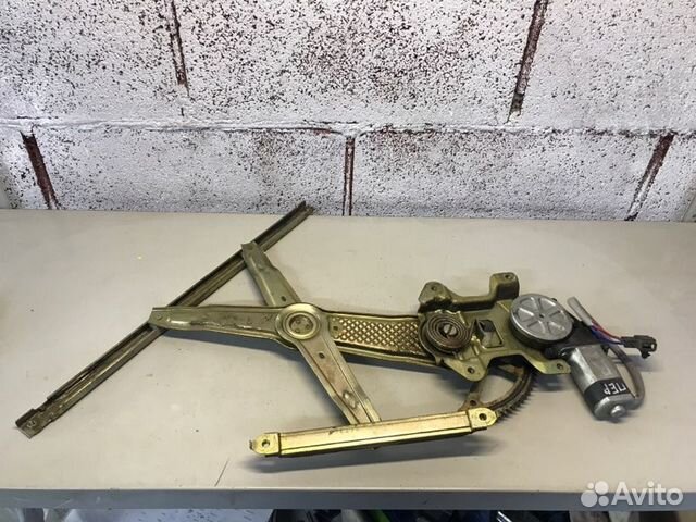 Стеклоподъемник электрический передний правый