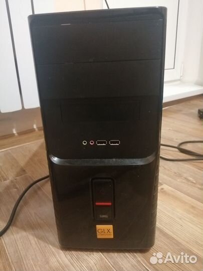Компьютер (Geforce GT 710, intel 4 ядра, 4GB)