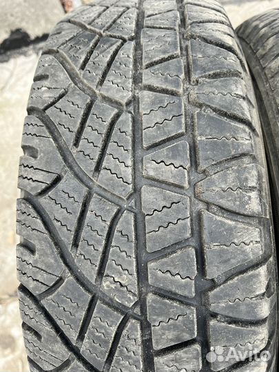 Michelin Latitude Cross 205/70 R15